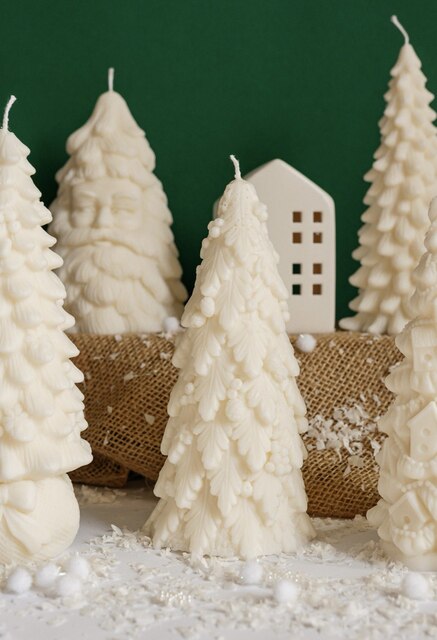 Handmade Christmas Candle | Christmas Tree | Soy Wax Holiday Decor | Cozy Winter Gift