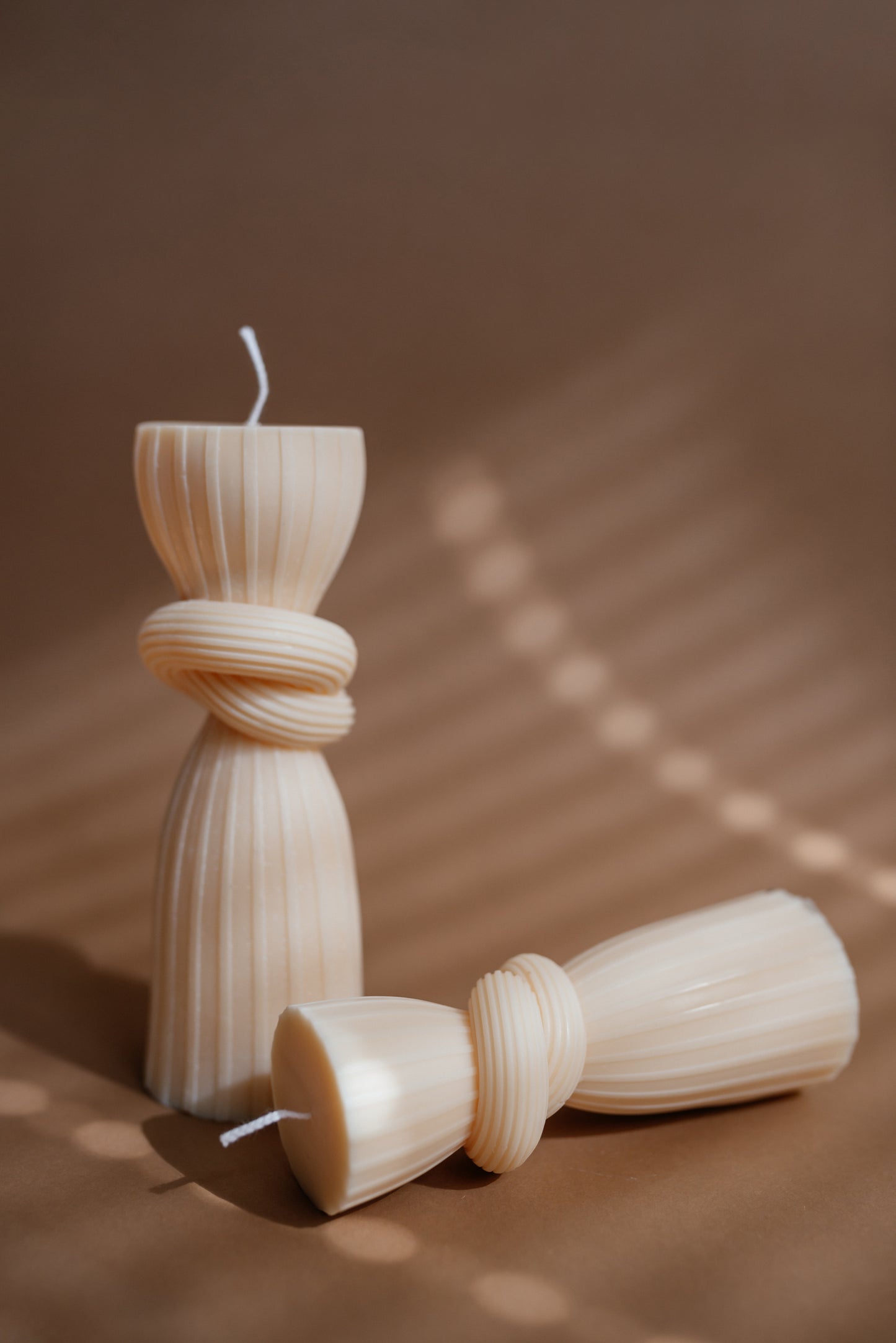 Set of 4 Knot Pillar Candles – Sculptural Soy Wax Candle Set – Decorative Gift for Home Decor or Wedding Table