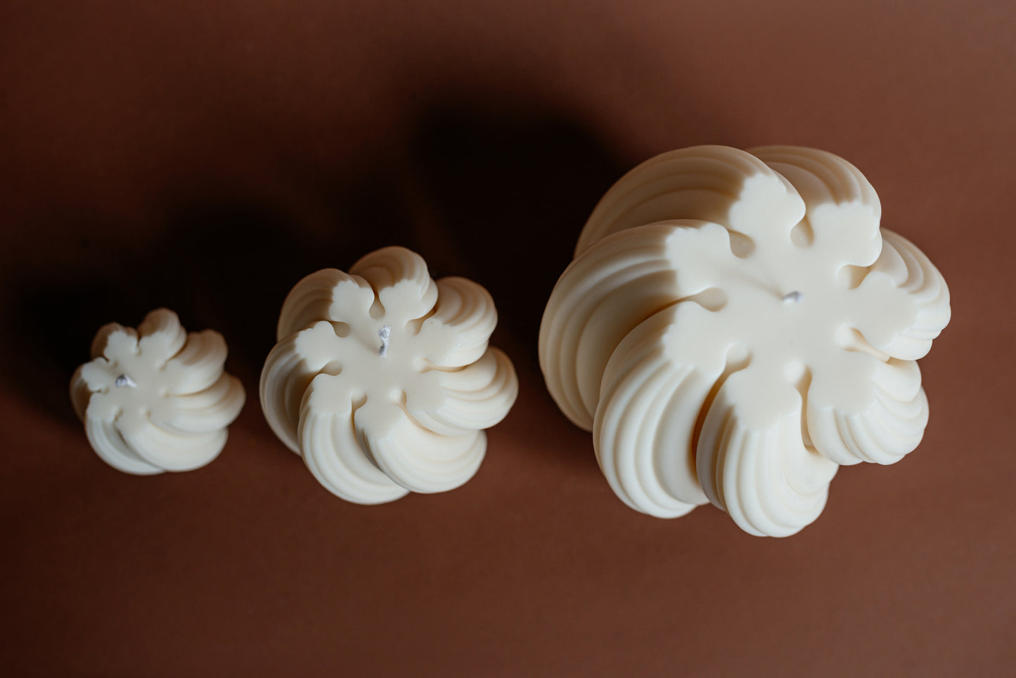 Sculptural Spiral Soy Wax Candle: Minimalist Home Decor Gift