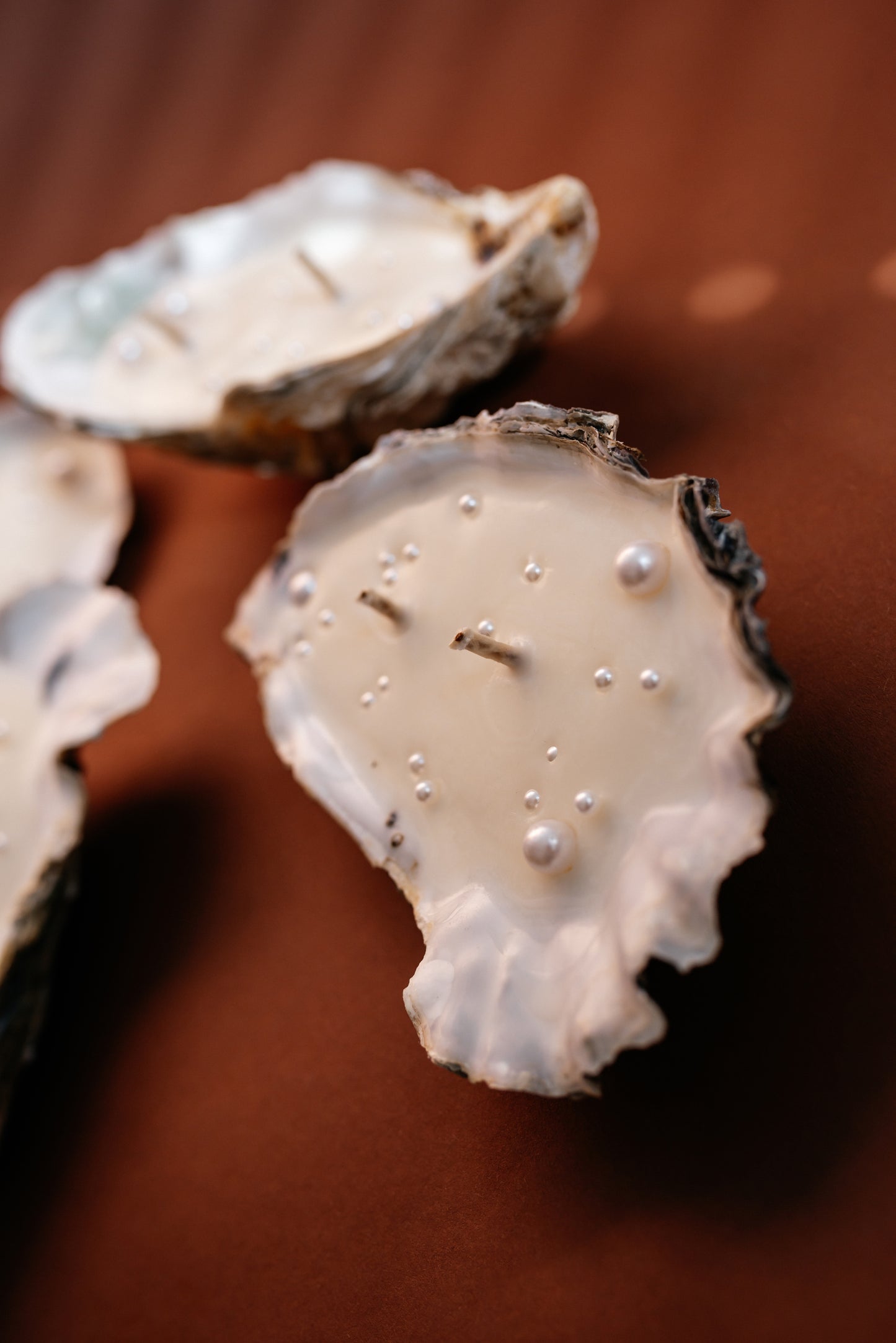Set of 50 PCS Soy Wax Candles in Oyster Shells with Pearl Imitation – Weddings Candle Favors Bulk  & Beach Bridal Shower Decor
