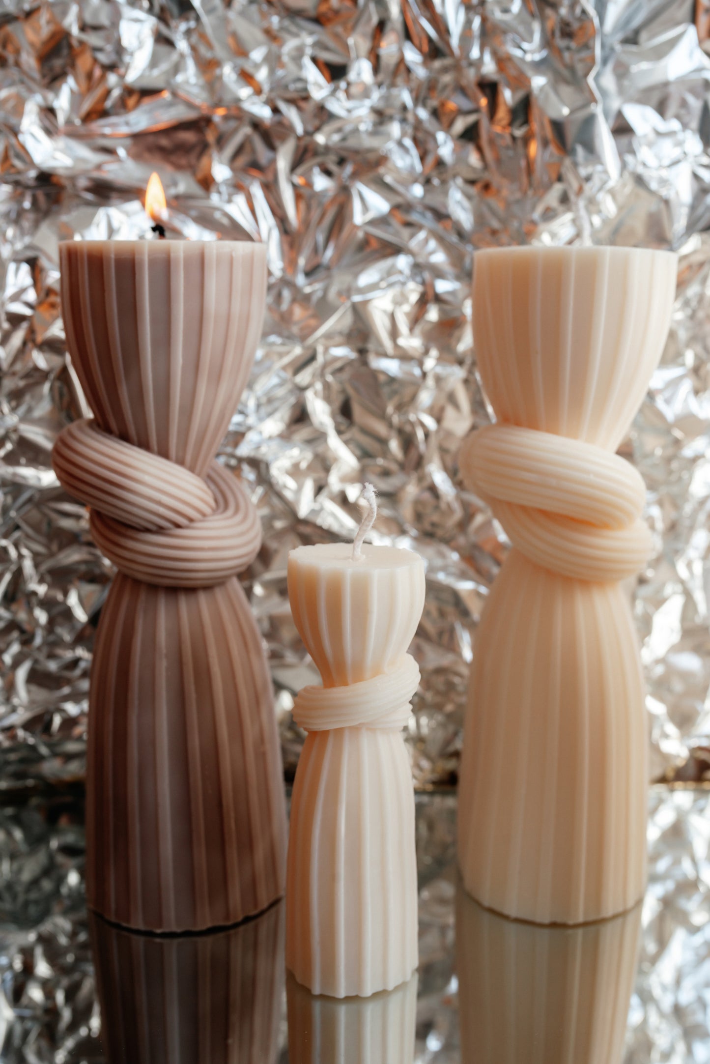 Set of 4 Knot Pillar Candles – Sculptural Soy Wax Candle Set – Decorative Gift for Home Decor or Wedding Table