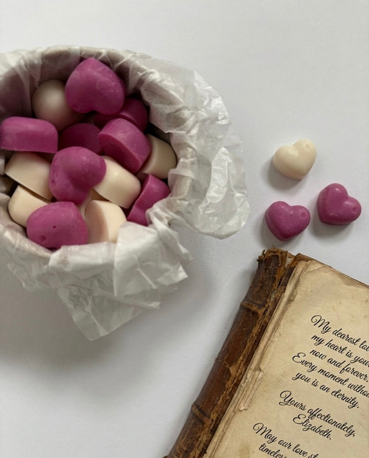Cozy Confession | Heart-Shaped Vanilla & Latte Sculptural Wax Melts