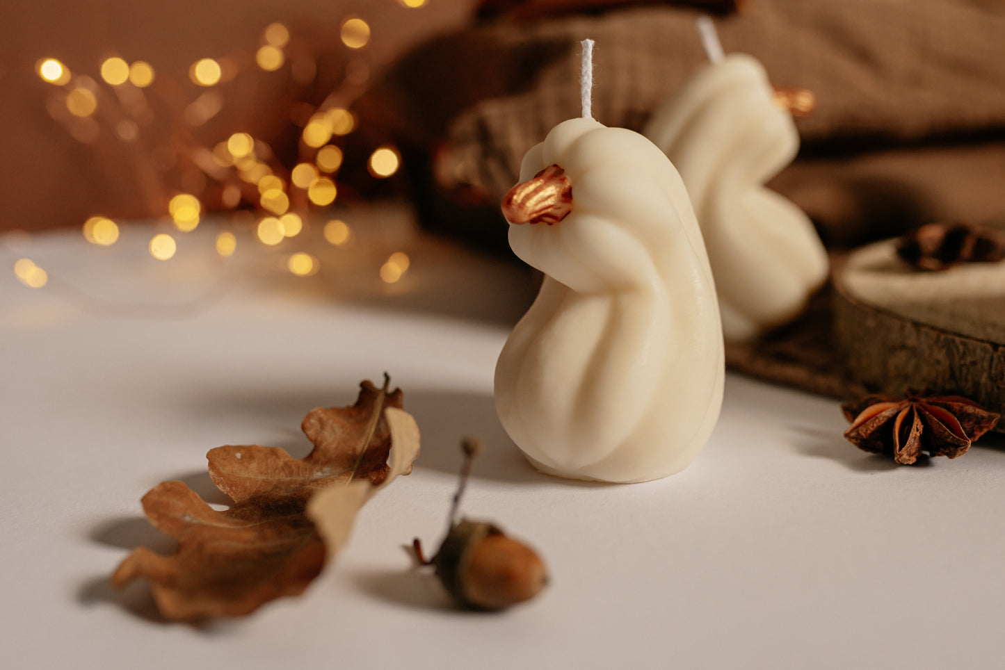 White Pumpkin Candle – Elegant Fall Centerpiece - Minimalist Soy Wax Candle - Autumn Wedding Decor