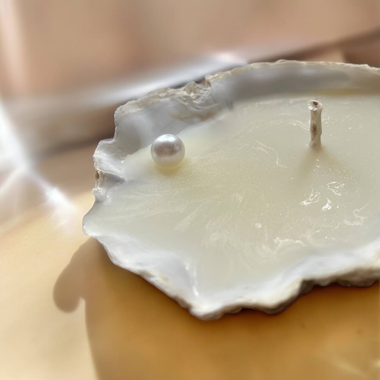 wedding gifts
oyster seashell candle