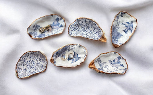 oyster trinket tray
wedding ring dish