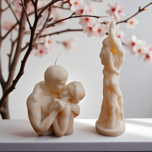 Romantic Couple Candle – Soy Wax Sculptural Gift – Anniversary or Valentine’s Decor – Handmade Love Candle